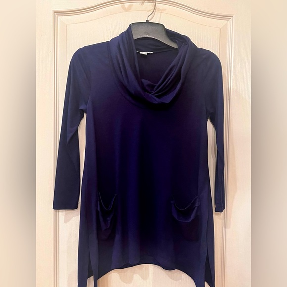 August Silk Tunic Top, Blue, Like New Condition - Picture 2 of 5